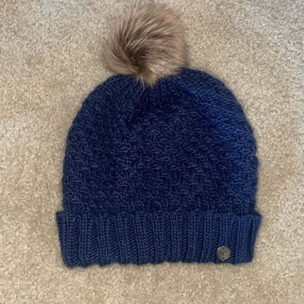 ROXY KNIT BEANIE NAVY BLUE WOMENS HAT POMPOM